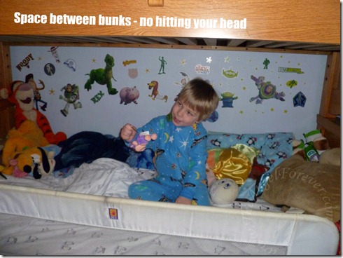 Space between bunks