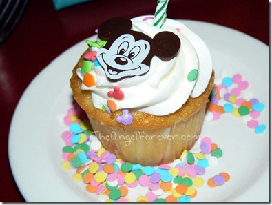 Mickey Cupcake for you