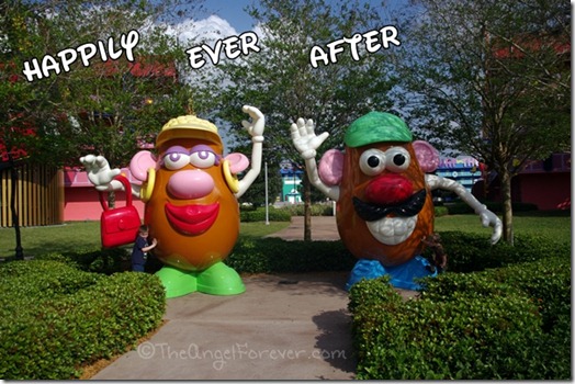 Mr and Mrs Potato Head Pop Century Resort