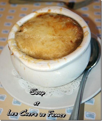 French Onion Soup at Les Chefs de France in Epcot